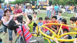 Calesita para sillas de ruedas Crucijuegos