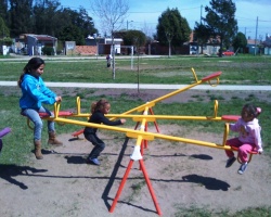 sube y baja triple crucijuegos